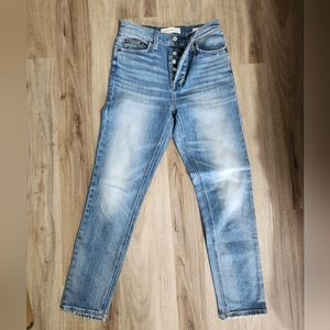 Denim Forum - The Yoko High Rise Slim